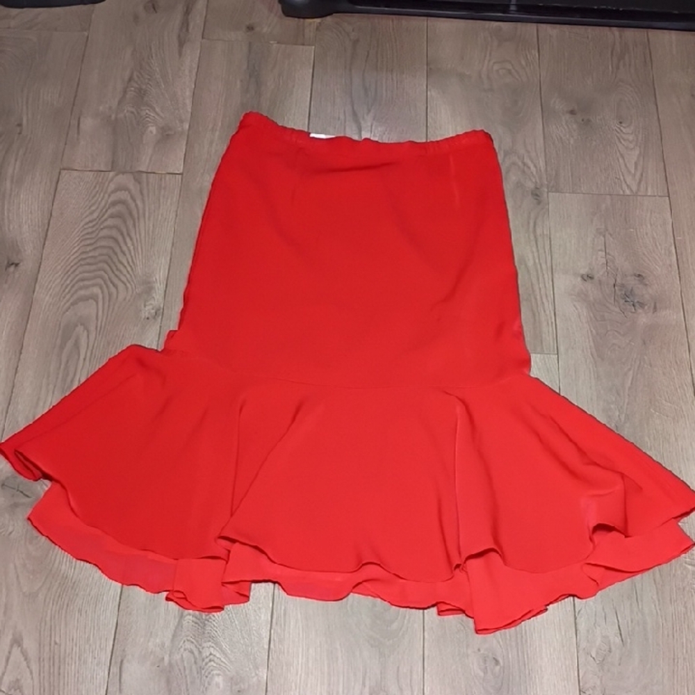 Natalli Barri Chic Asymmetrical Red Skirt